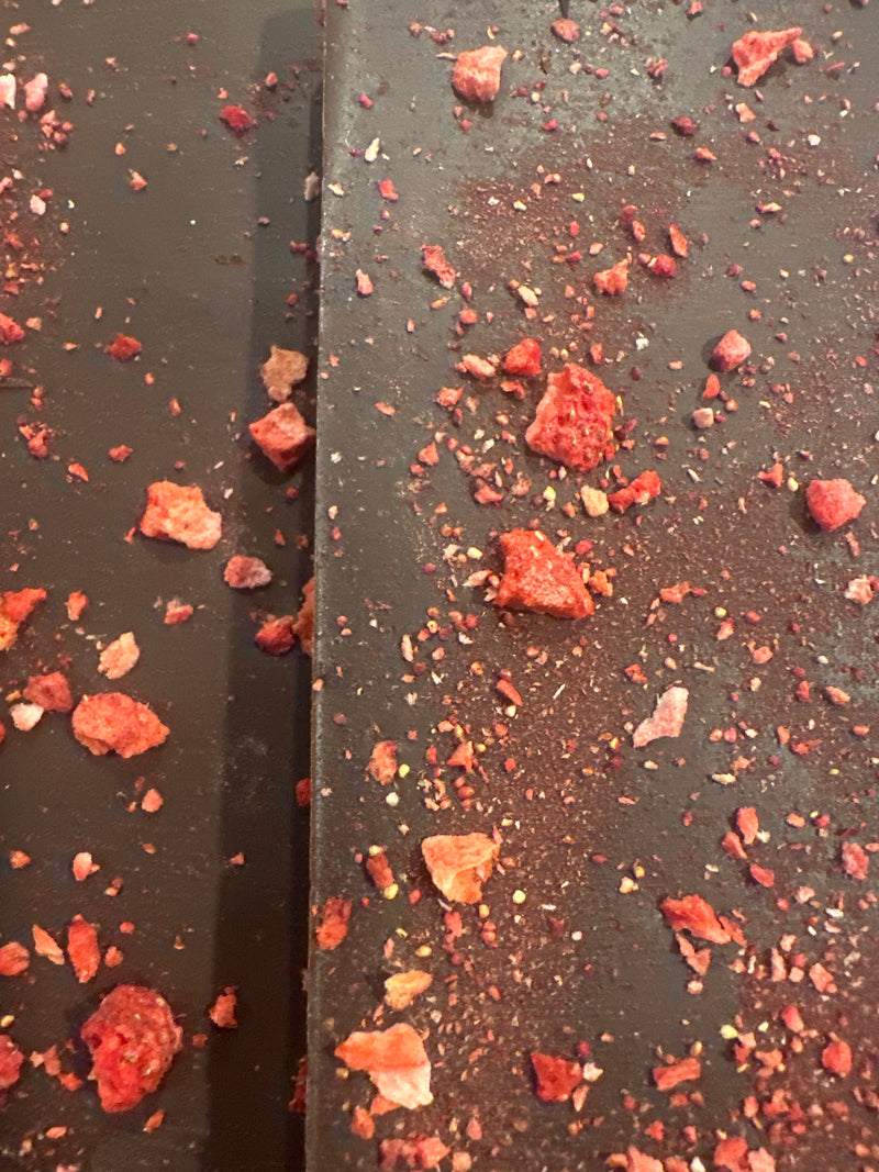 Dark Chocolate Strawberry Bar 4 oz.