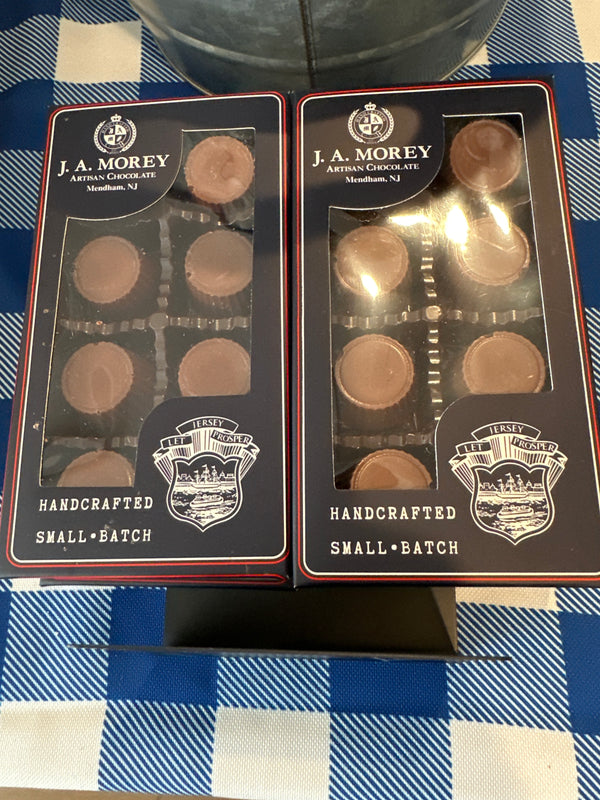 Milk Chocolate Peanut Butter Cups 8 Pack.