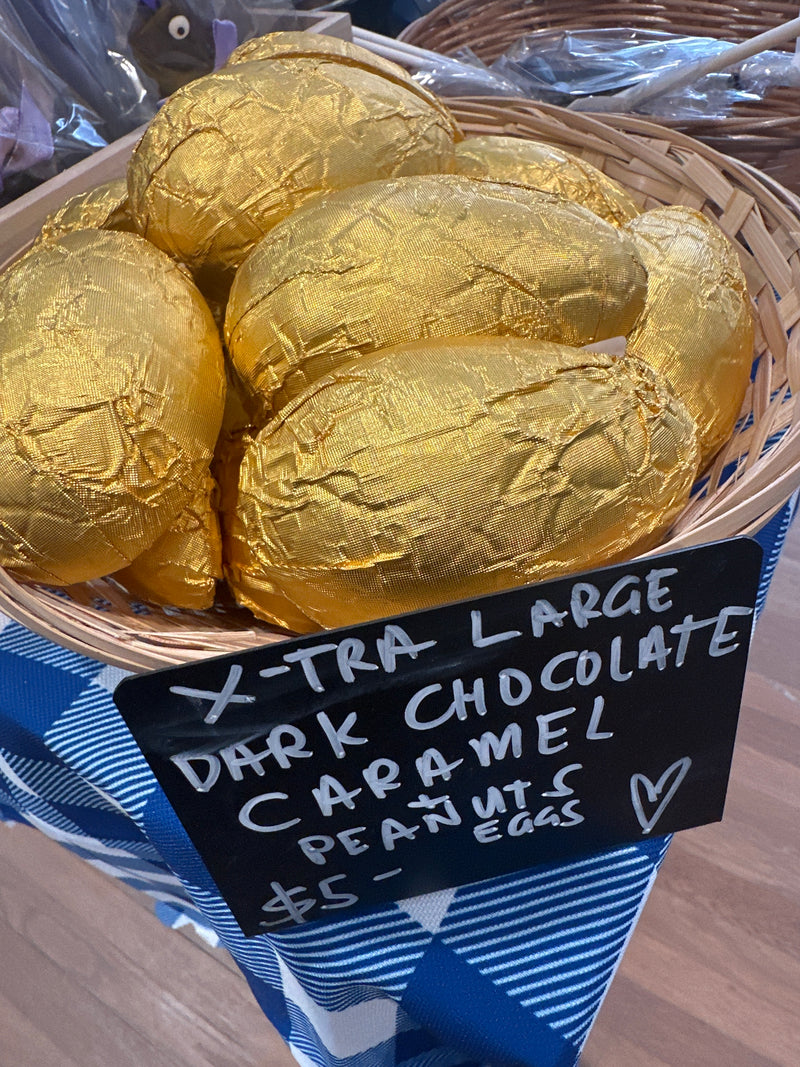 Extra Large Dark Chocolate Caramel + Peanut Egg (Gold)