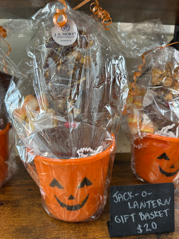 Jack-O-Lantern 🎃 Gift Basket