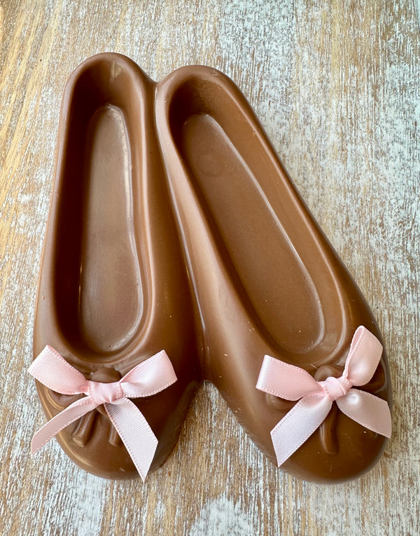 BALLERINA FLATS (MILK CHOCOLATE) 6oz.