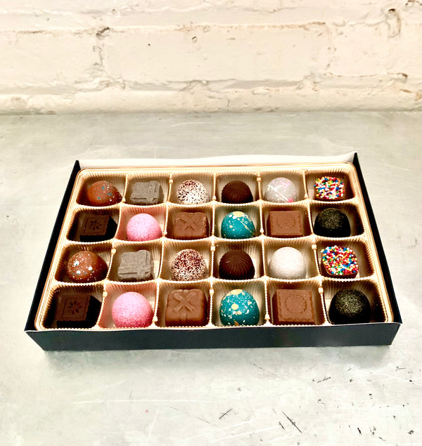 Assorted 24-Piece Gift Box