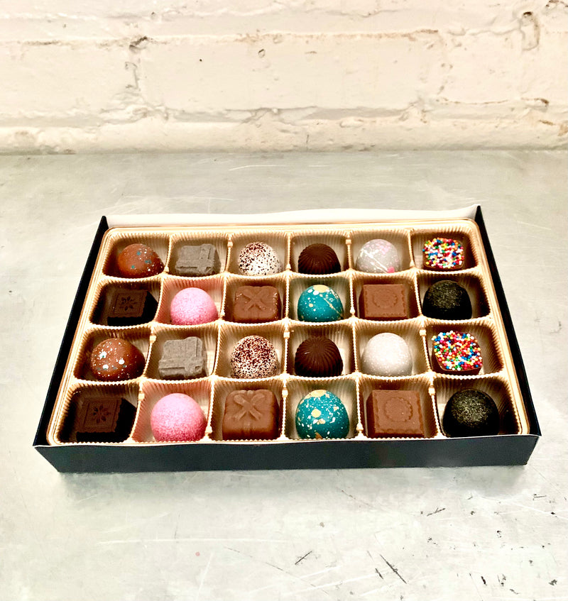 Assorted 24-Piece Gift Box